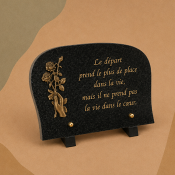 Plaque en GRANIT avec rose dans une main en bronze