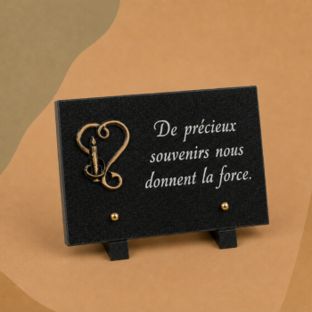 Plaque en GRANIT avec coeur et cierge en bronze