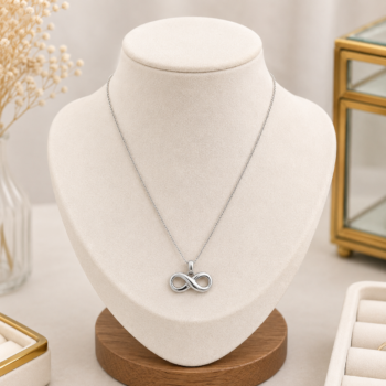 Pendentif "symbole infini"